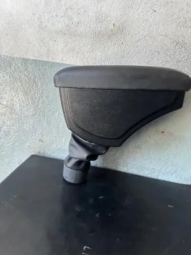 Apoio Braço Encosto Nissan Versa 2012 A 2018 Couro
