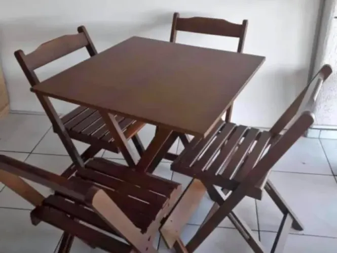 Mesa dobrável NOVAS KIT MESA COM 4 cadeiras