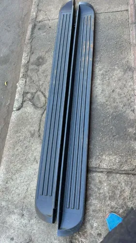Estribo da s10 2021
