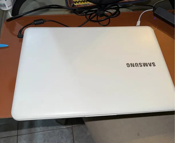 Notebook Samsung i5 8265U 16GB RAM 256 SSD