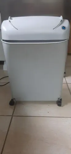 Fragmentadora de Papel, Caixa de Papelão, Grampo, Cartão, Cd e Dvd Modelo Profissional