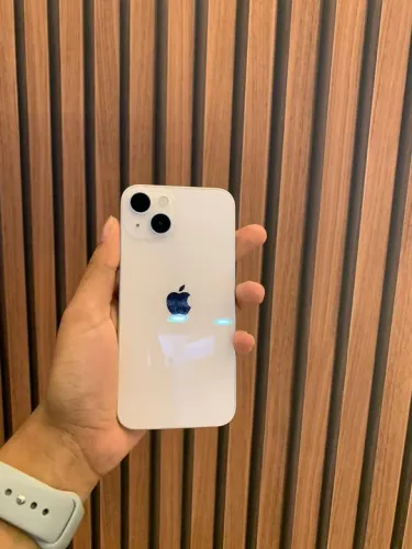iPhone 13 Pink