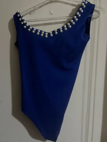 Body azul pérola com decote nas costas 
