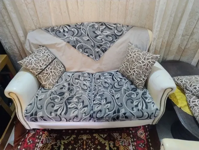 Conjunto de sofás com 3