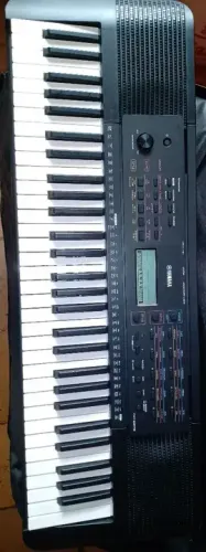 Teclado Yamaha psr e273