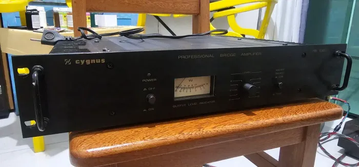Amplificador Cygnus pb1000
