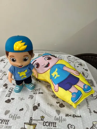 Boneco + Almofada do Lucas Neto
