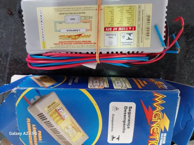 Reator Eletrônico para Lâmpada Fluorescente 110W Bivolt