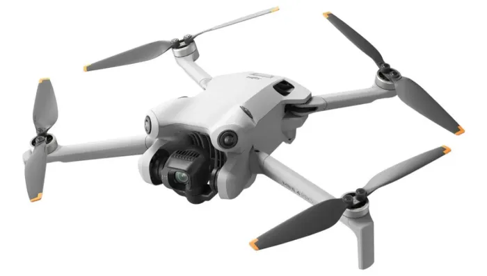 Drone DJI Mini 4 Pro Fly More Combo (Com tela) 