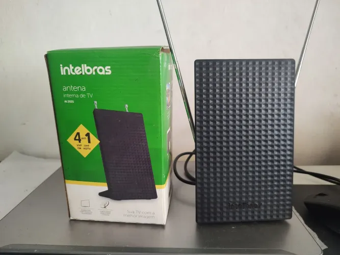 Antena Interna de TV Intelbras 4 em 1 Al 2021