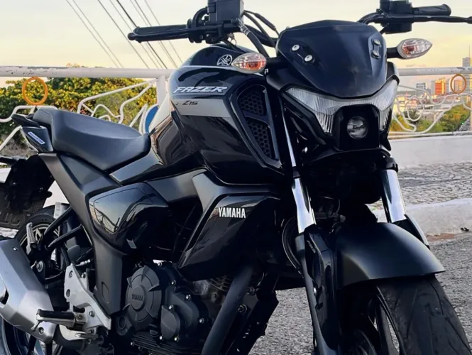 FZ15 2024 ABS MOTO EXTRA APENAS 6 MIL KM ÚNICA DONA LEIA O ANÚNCIO