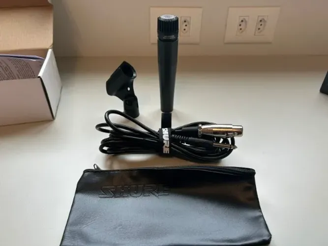 Microfone Shure SM57 Dinâmico Cardioide - Usado em ótimo estado  SÓ VENDA.