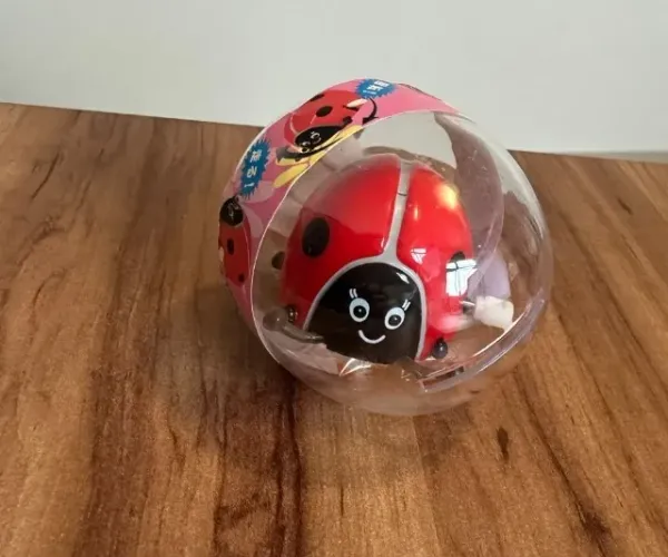 BRINQUEDO JOANINHA QUE ANDA SOZINHA - JAPAN