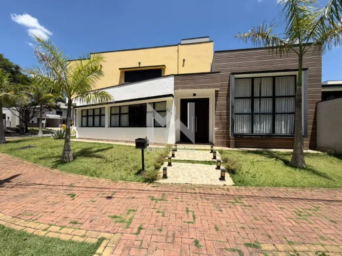 Casa à venda no Condomínio Reserva dos Vinhedos em Louveira/SP