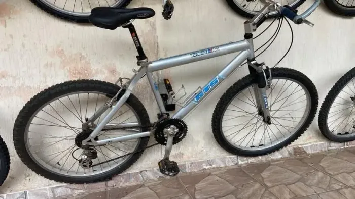 Bicicleta GTS M3 antiga Aro 26 
