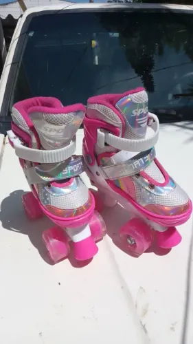 Patins feminino com luzes