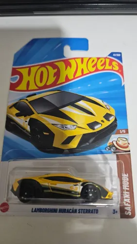 Carrinho Hot Wheels Lamborghini Huracan Sterrato
