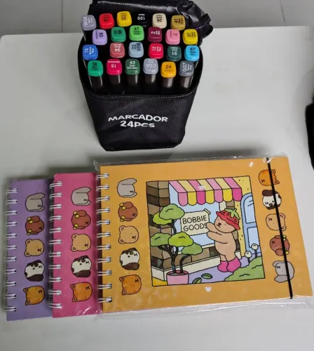 Kit bobbie goods 24 canetas+ 1 caderno $125