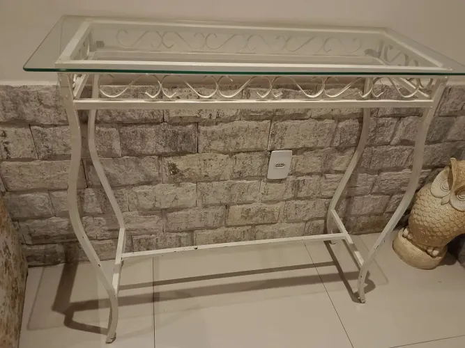 Aparador de ferro branco 