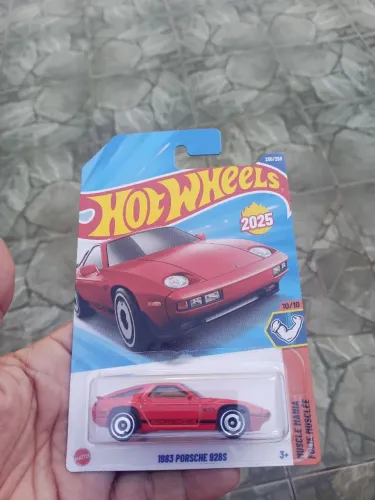 Hot Wheels 1983 PORSCHE 928S / MUSCLE MANIA 10/10 / Lote ?P? 2025 (Mattel) 1/64
