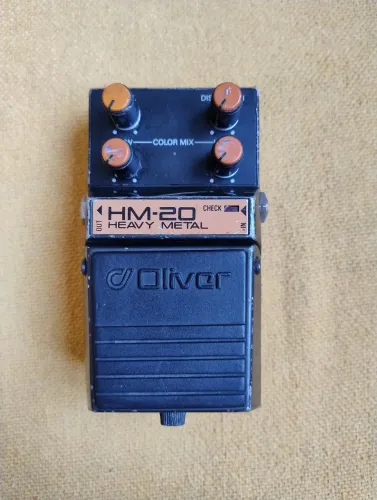 Pedal de Overdrive Oliver HM-20 Heavy Metal