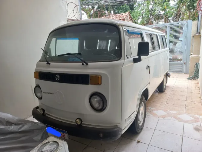 Volkswagen Kombi Standard/ Luxo/ Serie Prata 1996