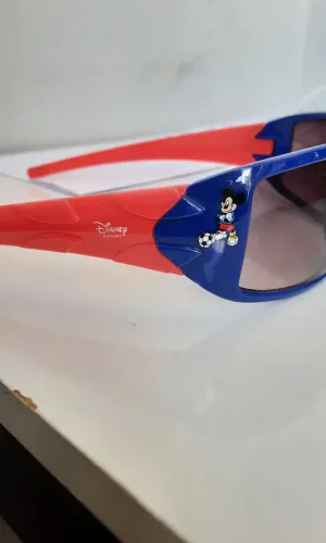 Óculos de Sol infantil original Disney