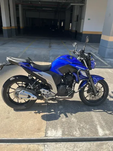 Fazer FZ25 2023