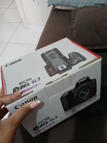 Câmera Canon EOS Rebel SL3 + Lente 18-55mm STM Kit