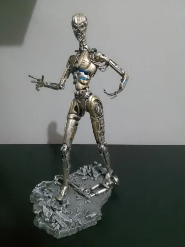 Action Figure Terminator T-X