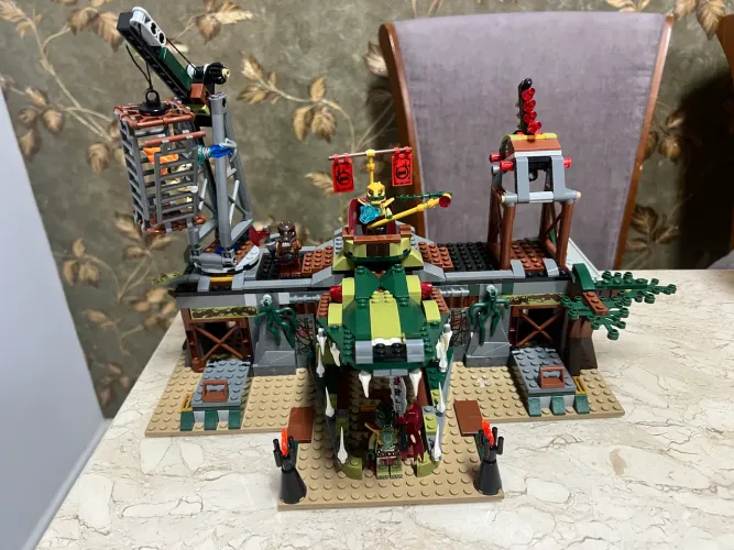 Quartel general crocodilos - LEGO LEGENDS OF CHIMA
