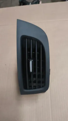 Difusor Central Esquerdo Kia Cerato 2010