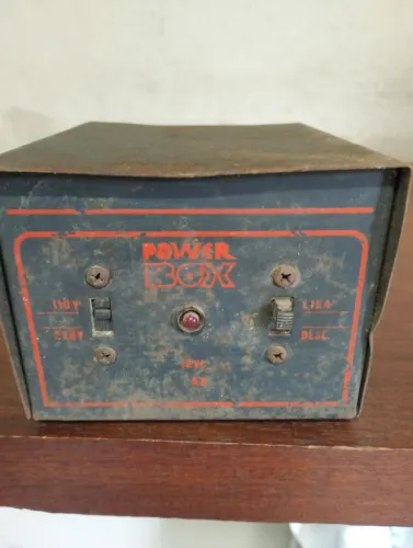 Fonte estabilizada Power Box 5A