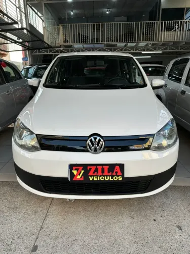 Volkswagen Fox Bluemotion 1.0 MI Total Flex 12V 5P 2014