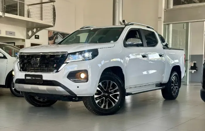 TITANO 2.2  RANCH 4X4 DIESEL 2025 / 11.280 KM (*8K ABAIXO DA FIPE*)  R$  204.800,00