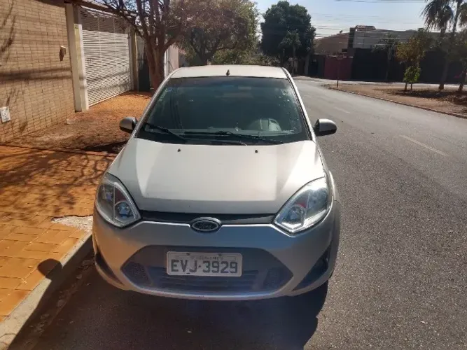 Ford Fiesta Sed. 1.6 8V Flex 4P 2011
