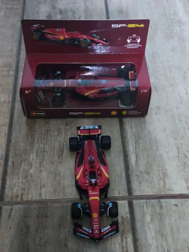 Carrinho coleção Ferrari Shell controle bluetooth