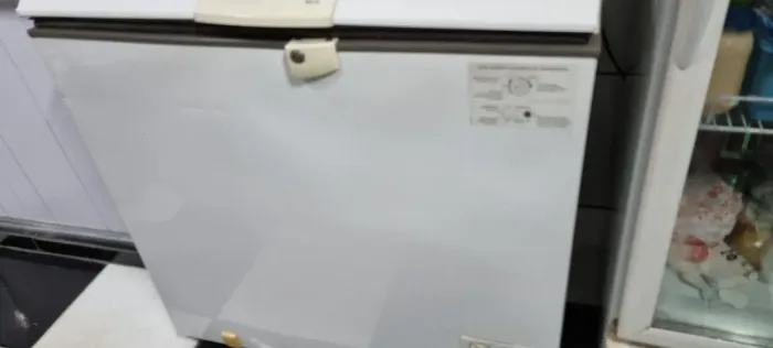 Freezer Consul horizontal 309l