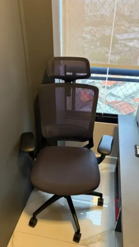 Cadeira Diretor Marelli Sophie 2457 com Apoio de Cabeça - Cinza/Preta