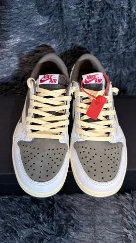 AIR JORDAN 1 TRAVIS SCOTT
