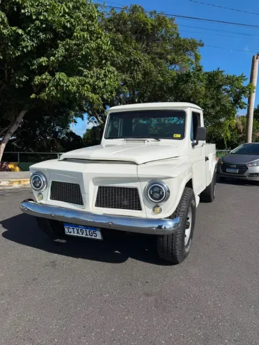 Ford F-75 4X4 2.3 1983