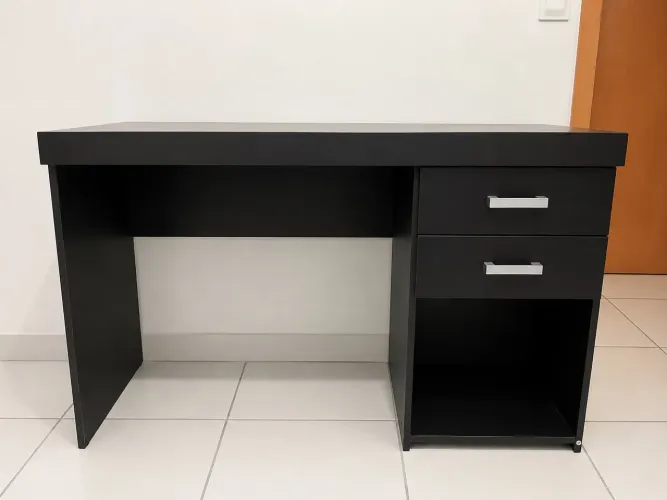 Mesa para Escritório ou Home Office com 2 Gavetas