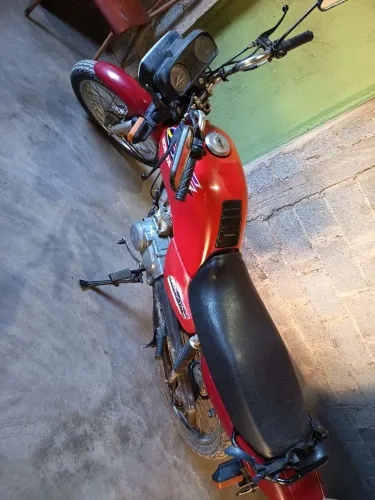 Moto boa de motor e documento em dia e recibo em branco