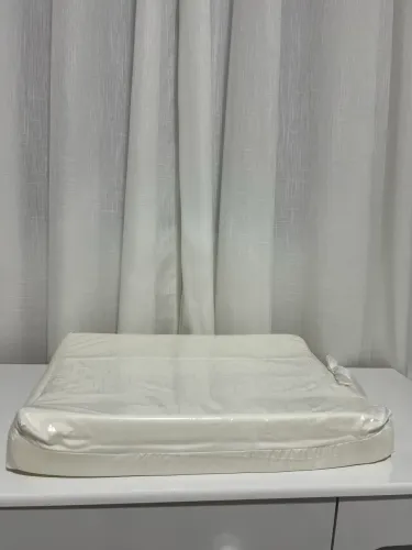 Trocador de cômoda para bebê
