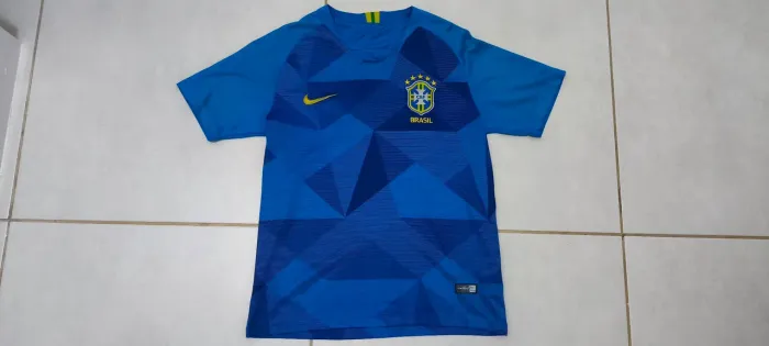 Camisa Brasil seleção azul (tamanho P)