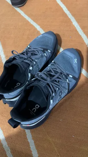 Tenis On | Cloudsurfer Trail
