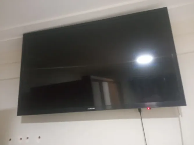 Vendo Tv Samsung smart 32 polegadas
