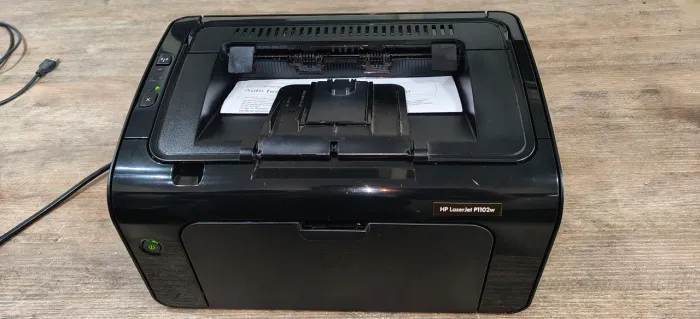 Impressora laser Hp P1102w WIFi raríssima de achar! Quase nova !!!