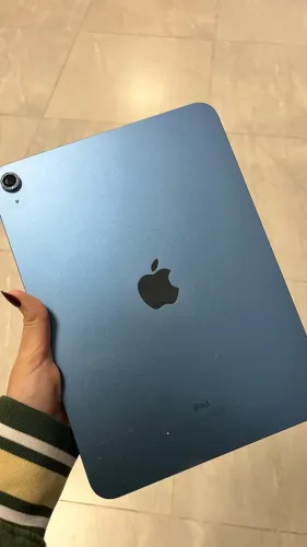 iPad 10th 64GB