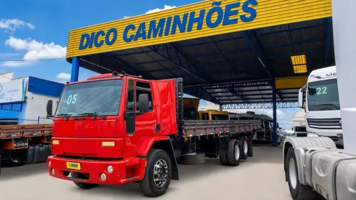 Ford Cargo 2422 2005